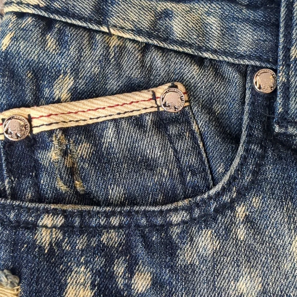 The Heritage by America men's blue denim size 32X33 pants - Picture 14 of 15